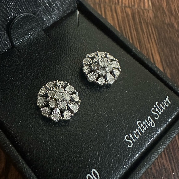 Macy's Silver Stud Earrings with Crystal Detailing - Picture 2 of 4